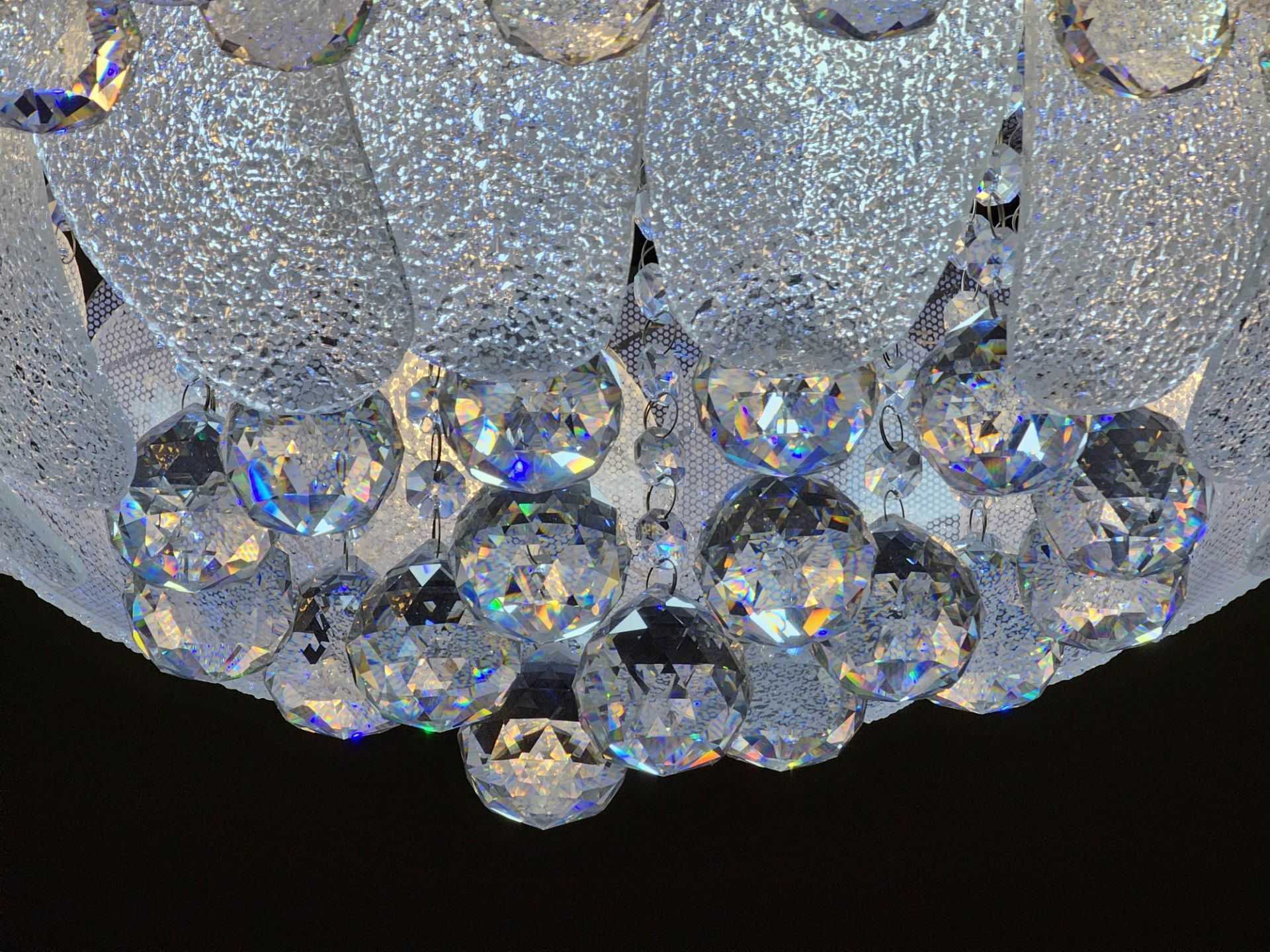 عکس نمونه دوربین ۱۰ برابری گلکسی اس ۲۳ اولترا در تاریکی ۱