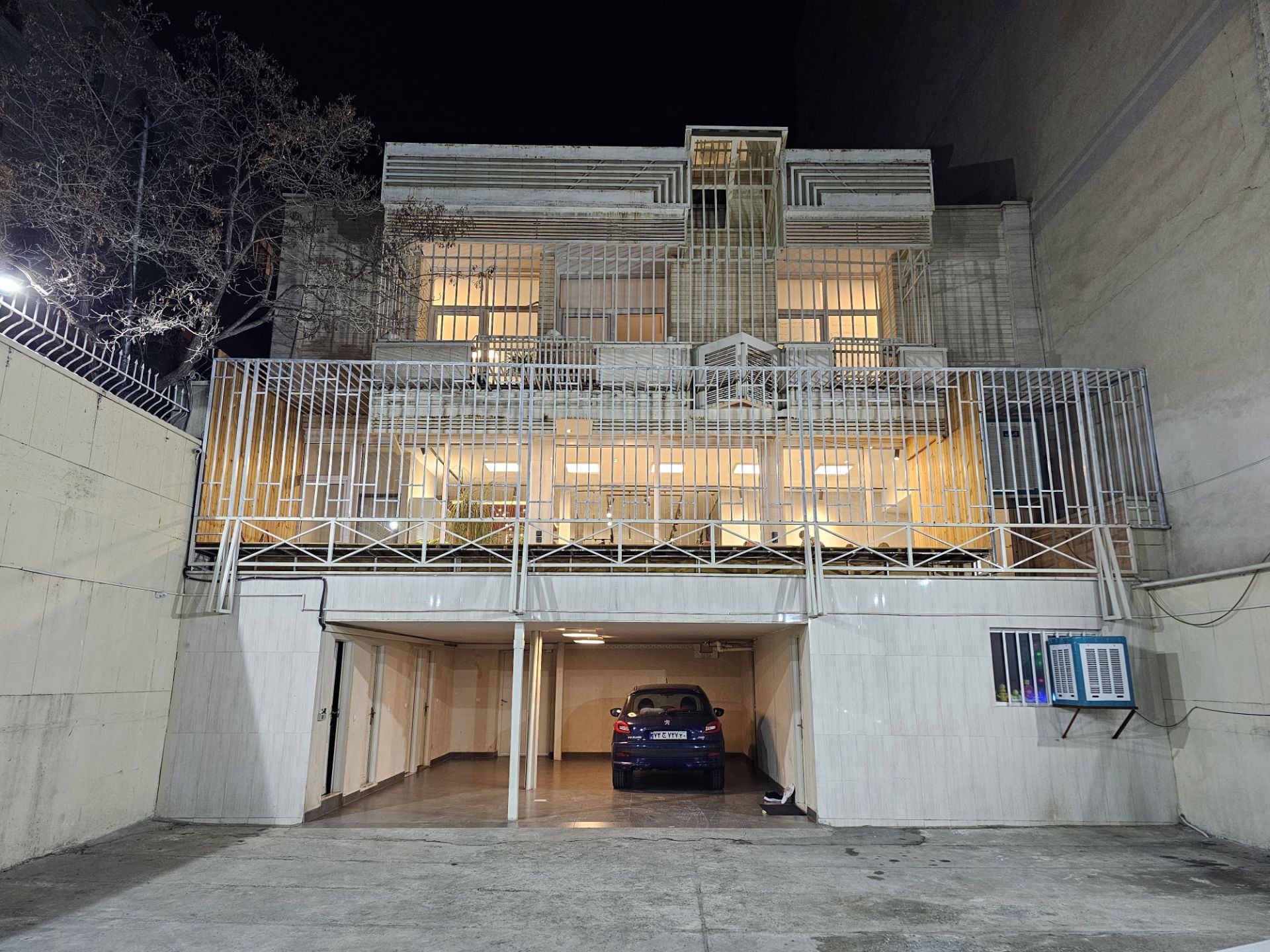 عکس دوربین اصلی گلکسی اس ۲۳ اولترا در تاریکی ۴