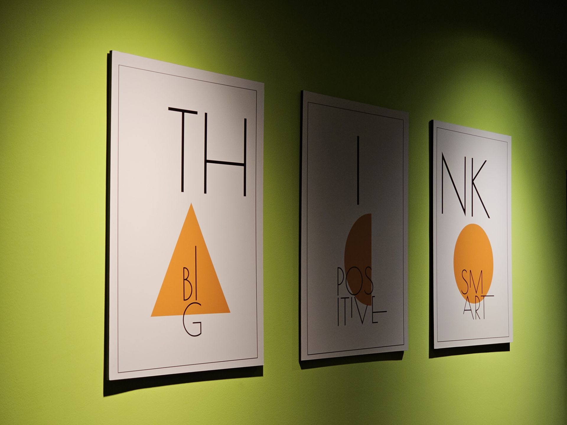 عکس نمونه دوربین ۳ برابری گلکسی اس ۲۳ اولترا در تاریکی ۲