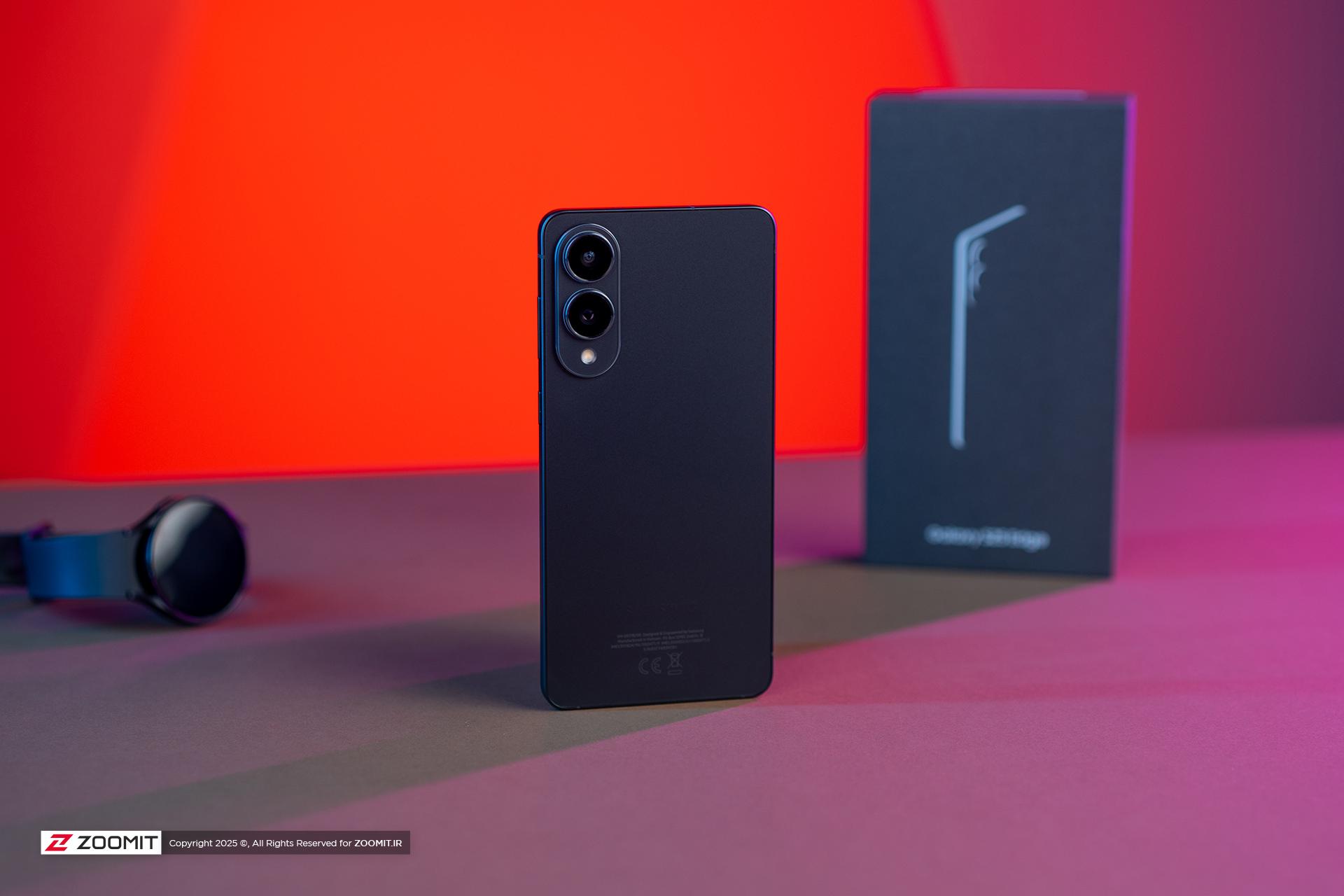 گلکسی S25 اج سامسونگ Edge روی میز