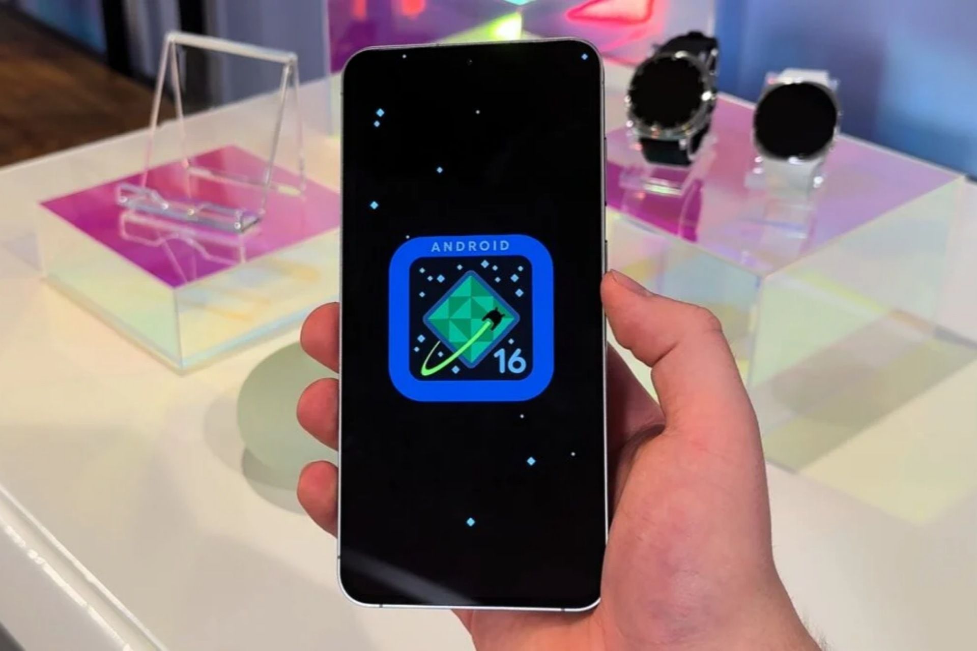 گلکسی S25 FE با اندروید ۱۶