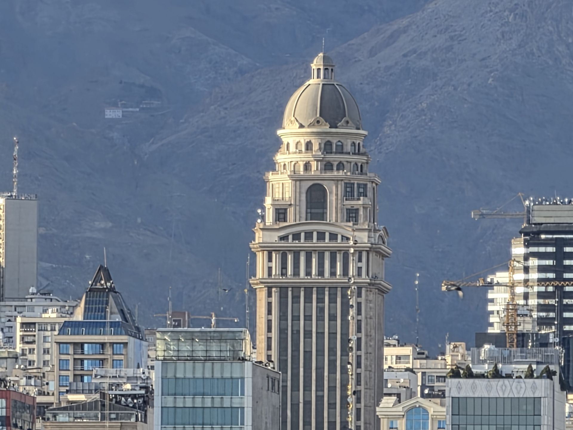 نمونه‌عکس دوربین تله‌فوتو ۵برابری گلکسی S26 اولترا - ۸