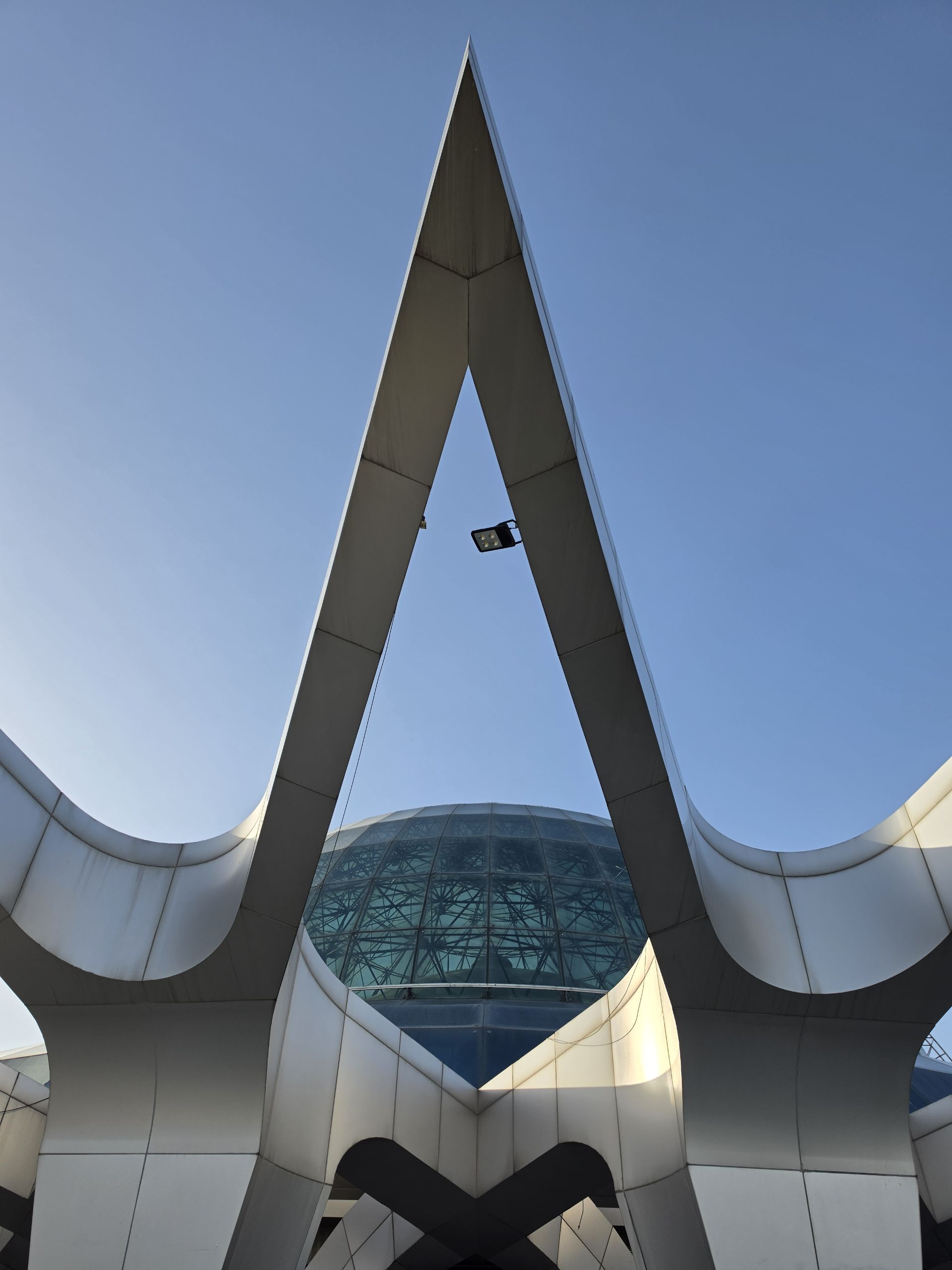 نمونه‌عکس دوربین اصلی گلکسی S26 اولترا - ۲