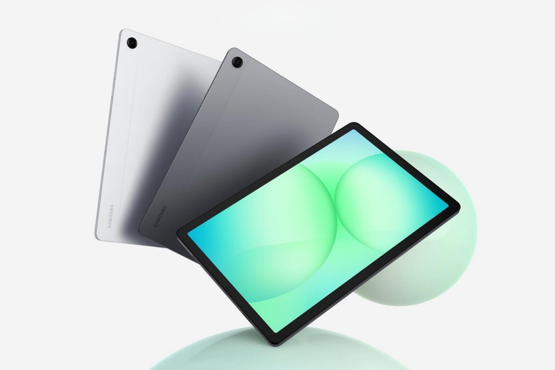 گلکسی تب A11 پلاس در رنگ‌های سفید و نقره‌ای