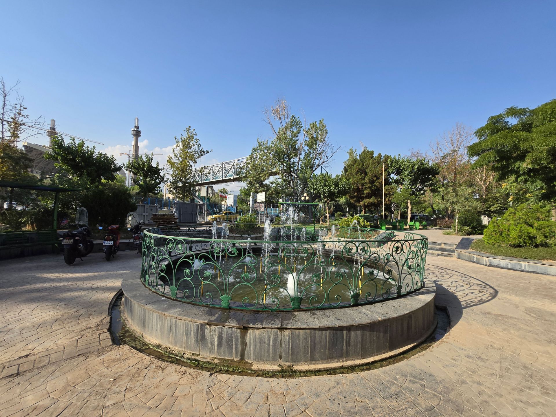 Large circular fountain