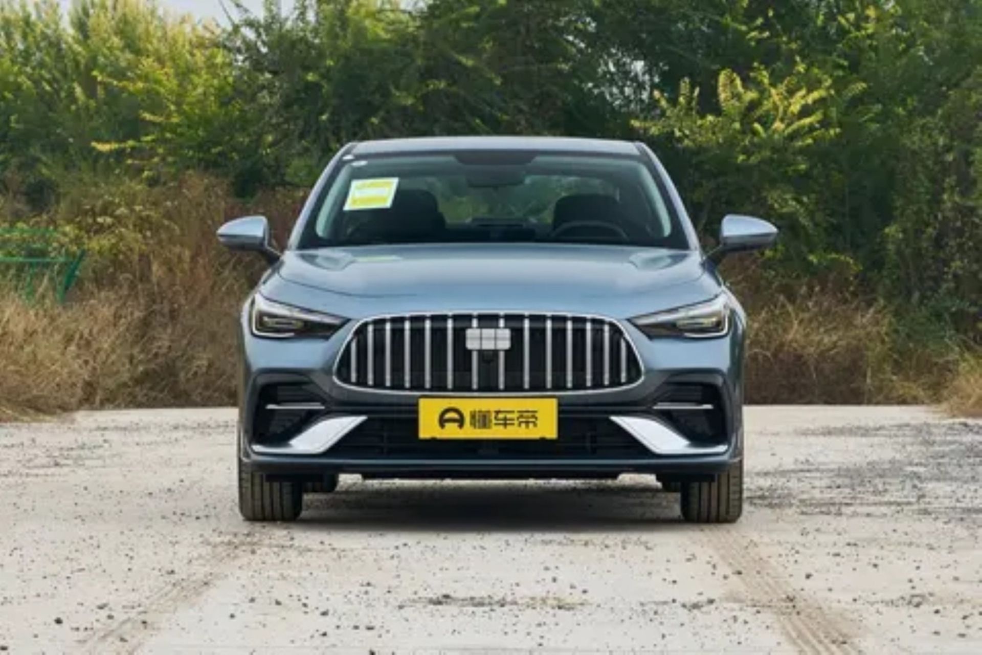 نمای جلویی خودروی Galaxy Starshine 6 جیلی