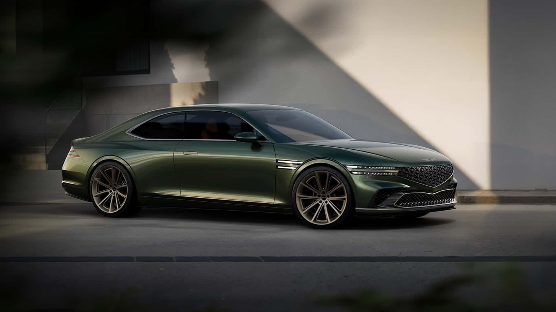 نمای سه‌چهارم خودرو جنسیس X Gran Coupe