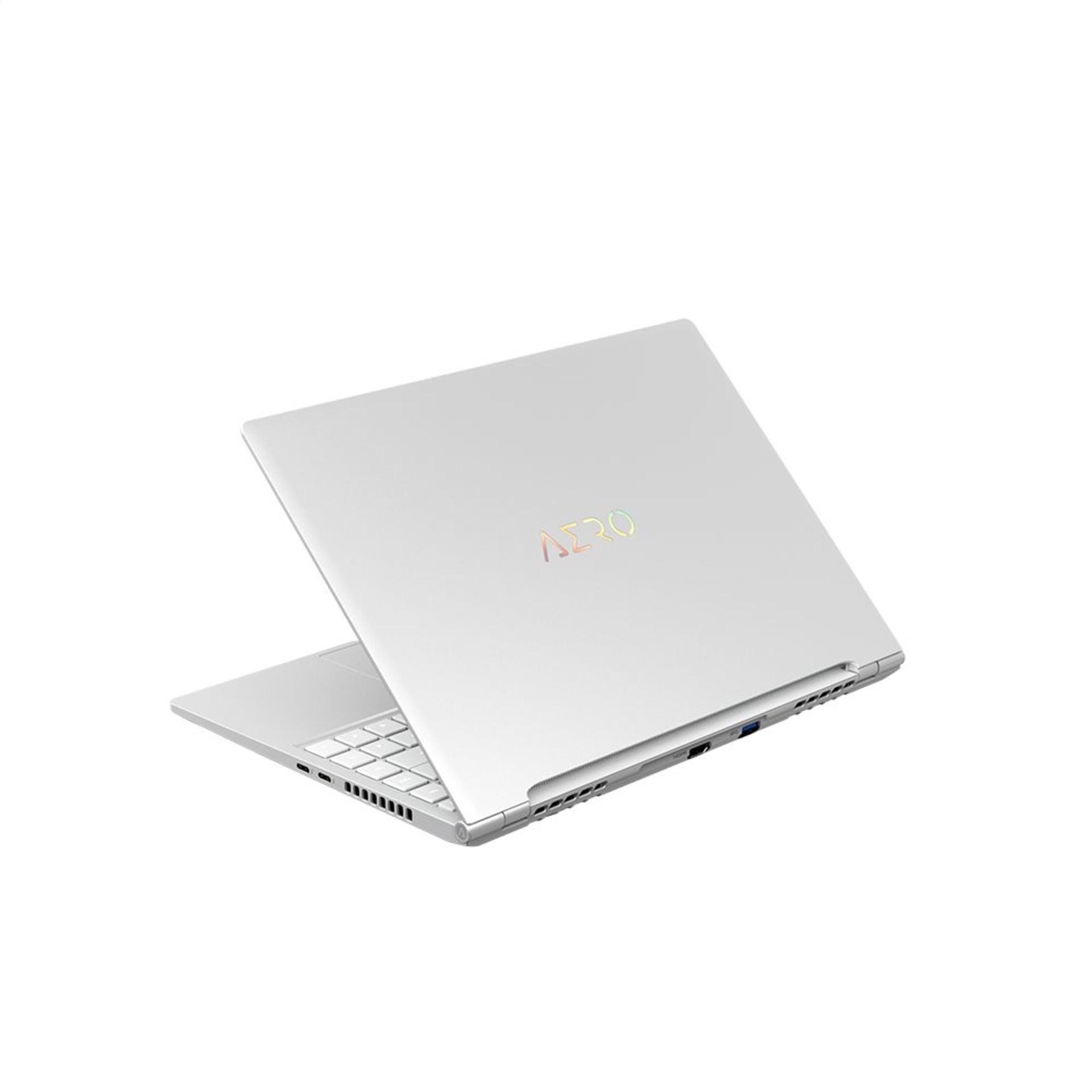 لپ تاپ AERO 14 گیگابایت
