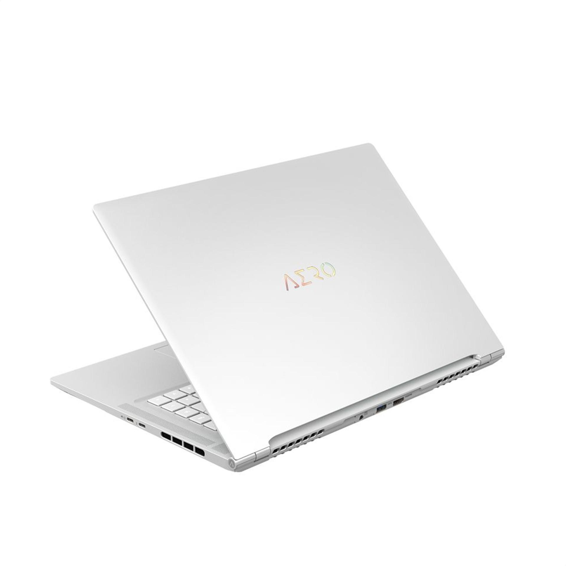 لپ تاپ AERO 16 گیگابایت