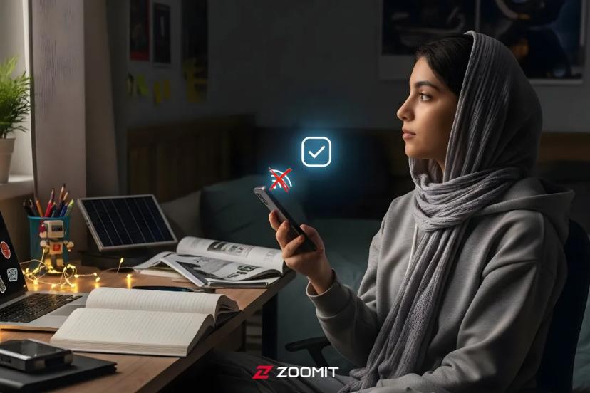 دختر جوان درحال کار با گوشی درحالت آفلاین در اتاق