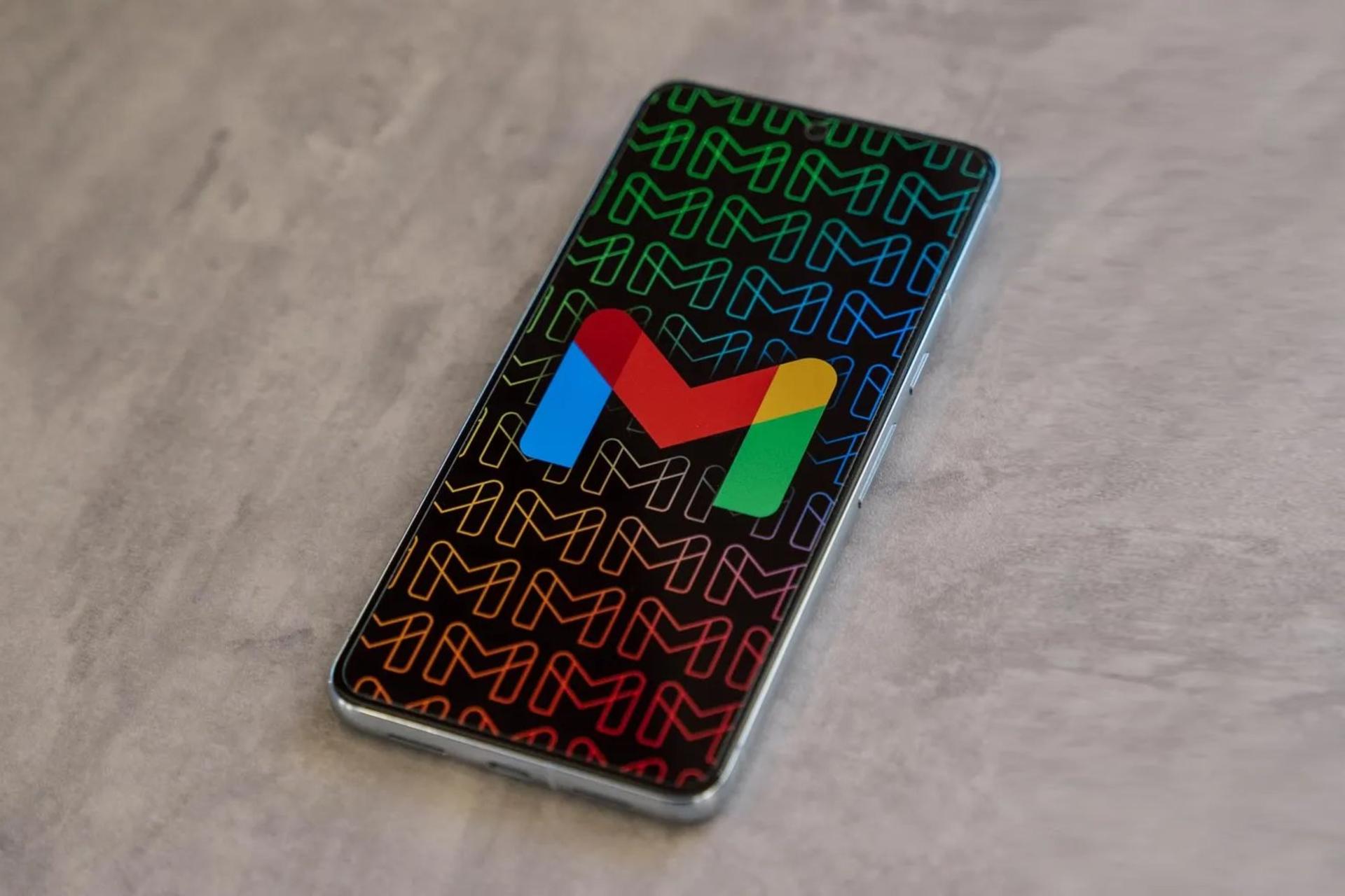 لوگو جیمیل روی گوشی