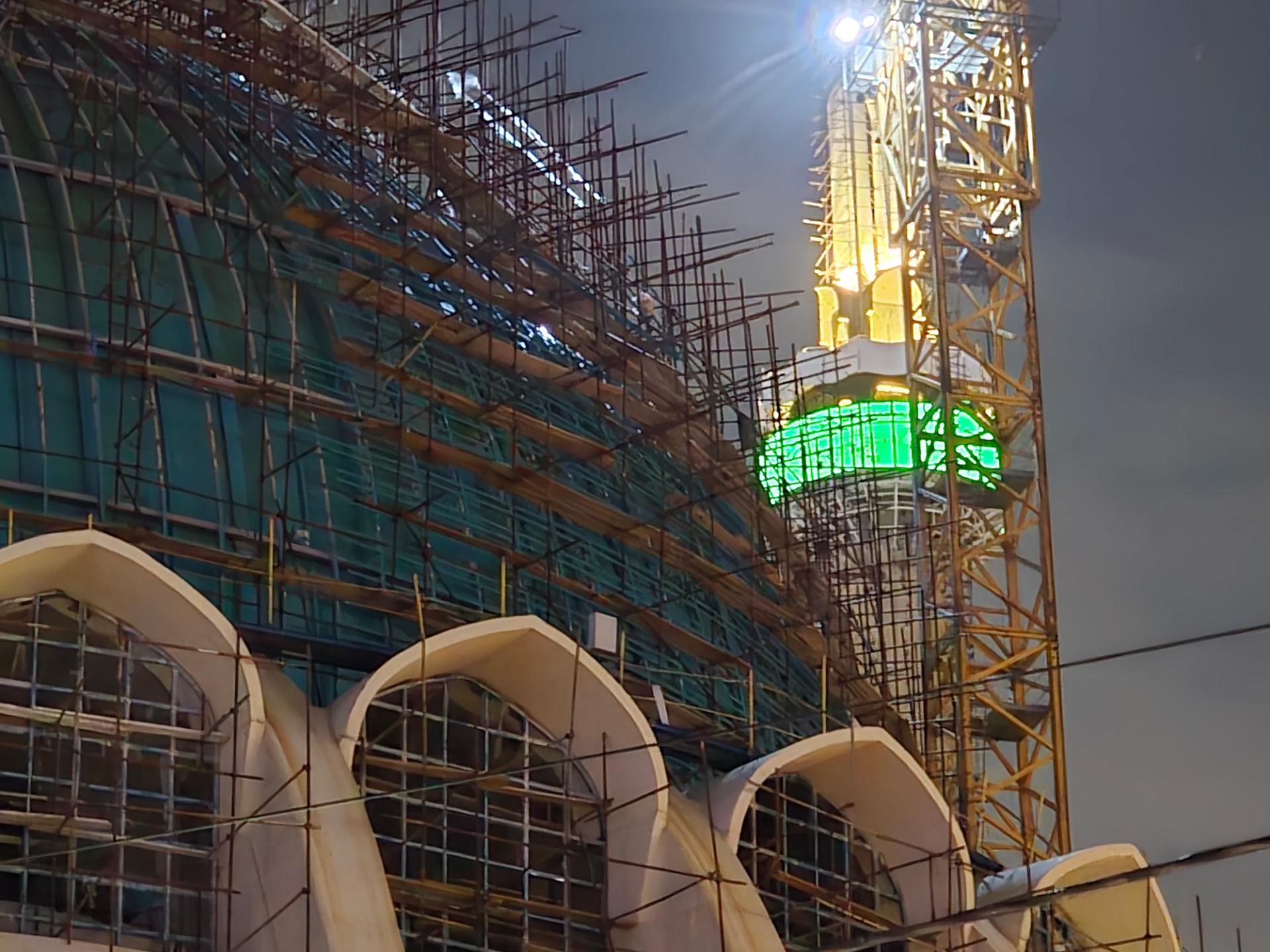 گنبد و گلدسته
