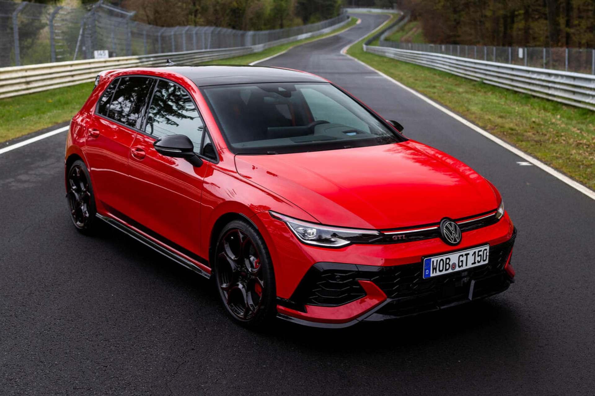 چراغ‌های جلوی گلف GTI Edition 50