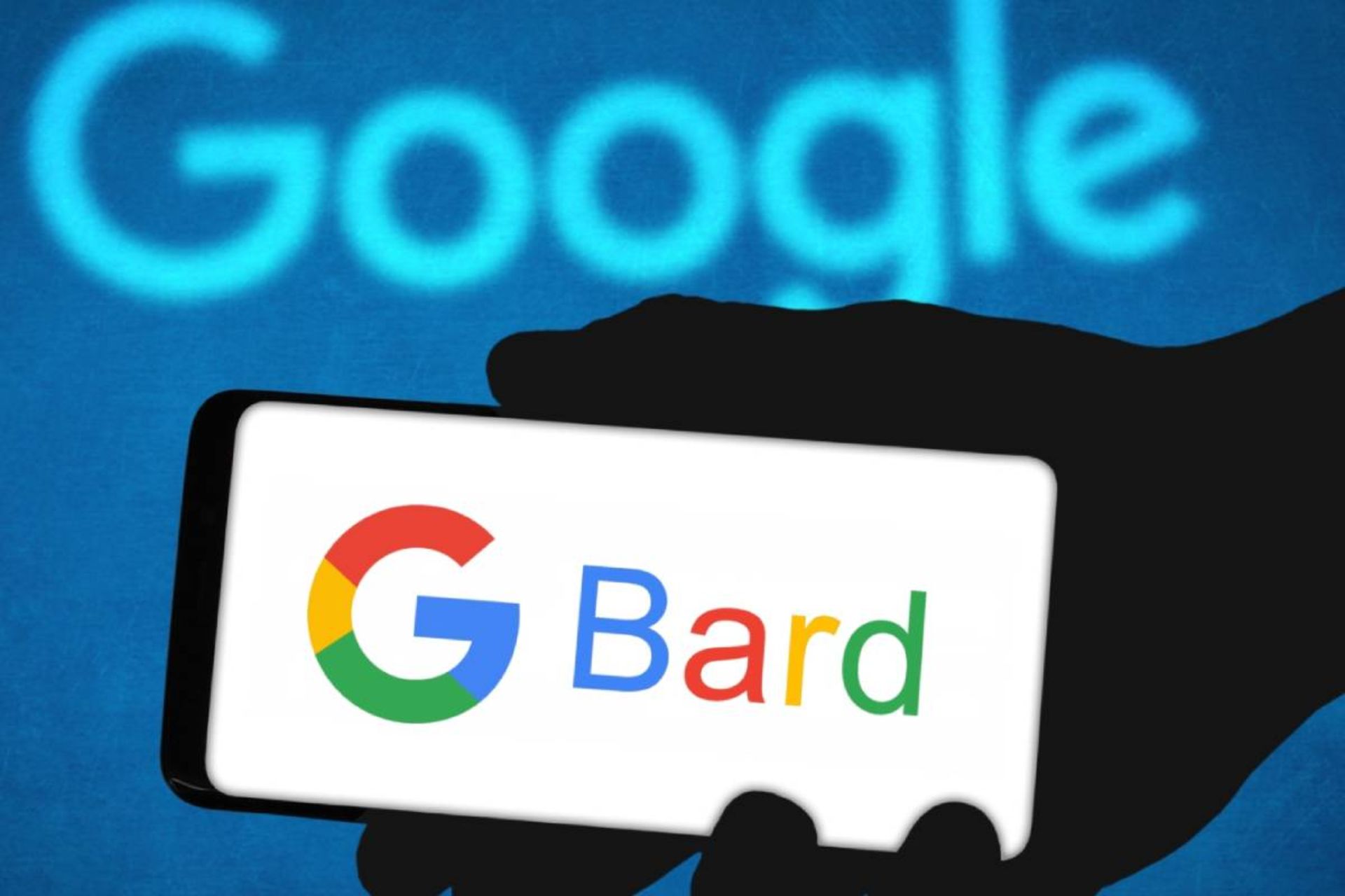 نماد هوش مصنوعی گوگل بارد روی گوشی