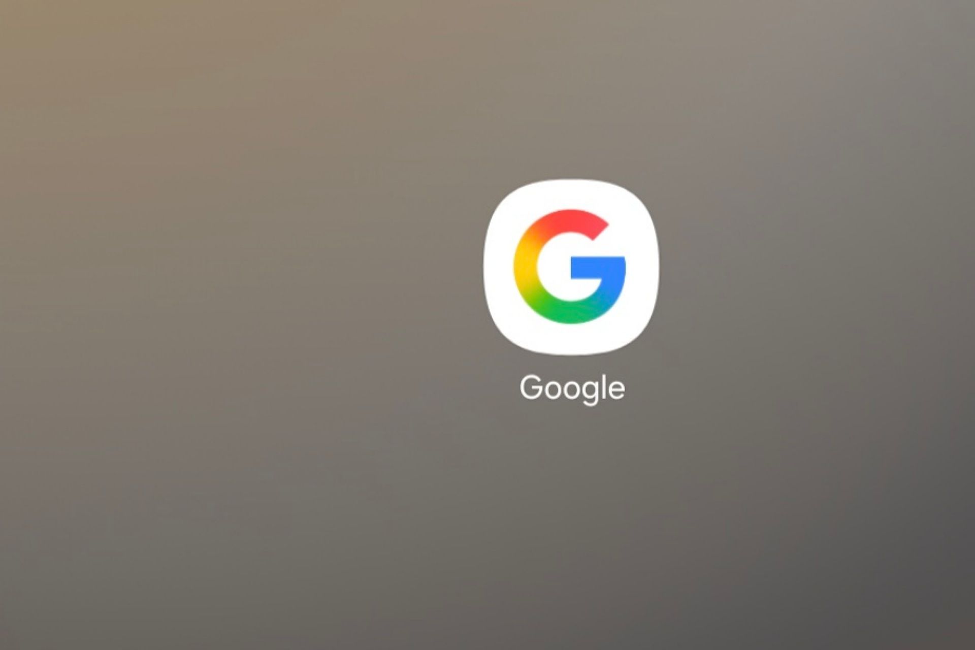 لوگوی جدید گوگل با طیف رنگین کمانی