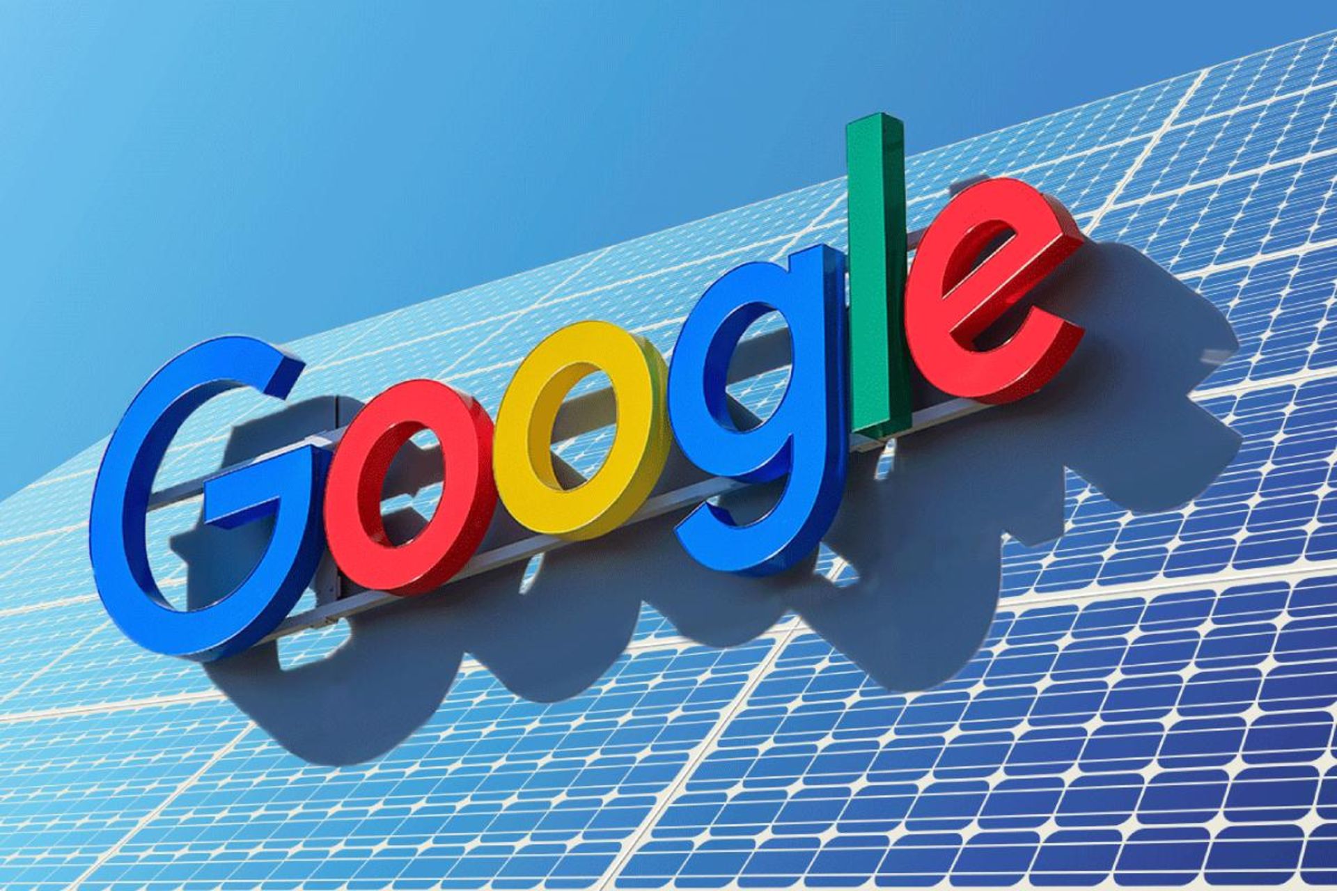 لوگو گوگل روی پنل های خورشیدی