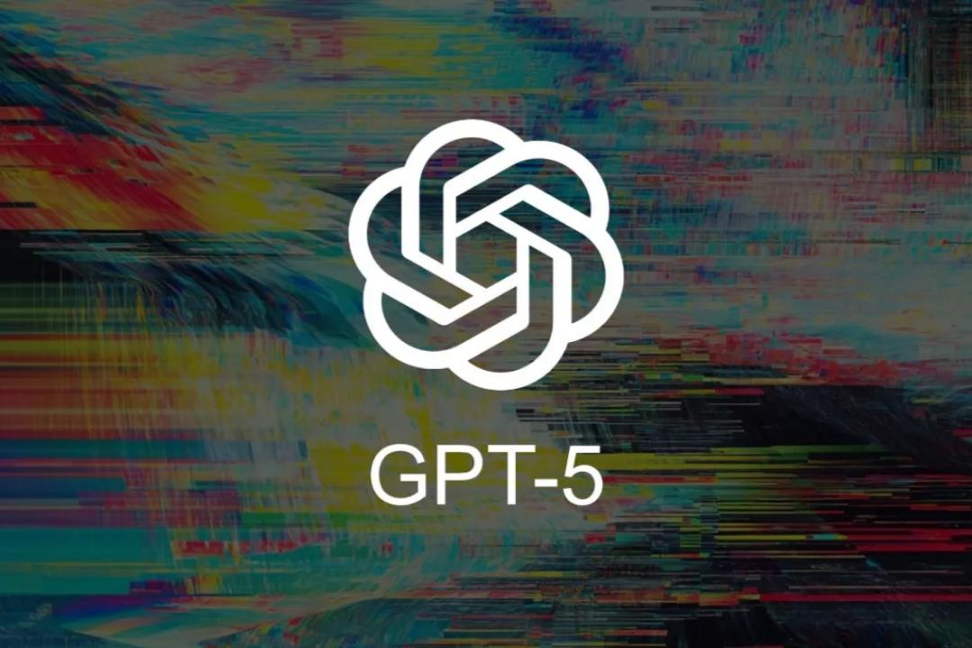 مدل GPT-5 کنار لوگوی چت‌جی‌پی‌تی