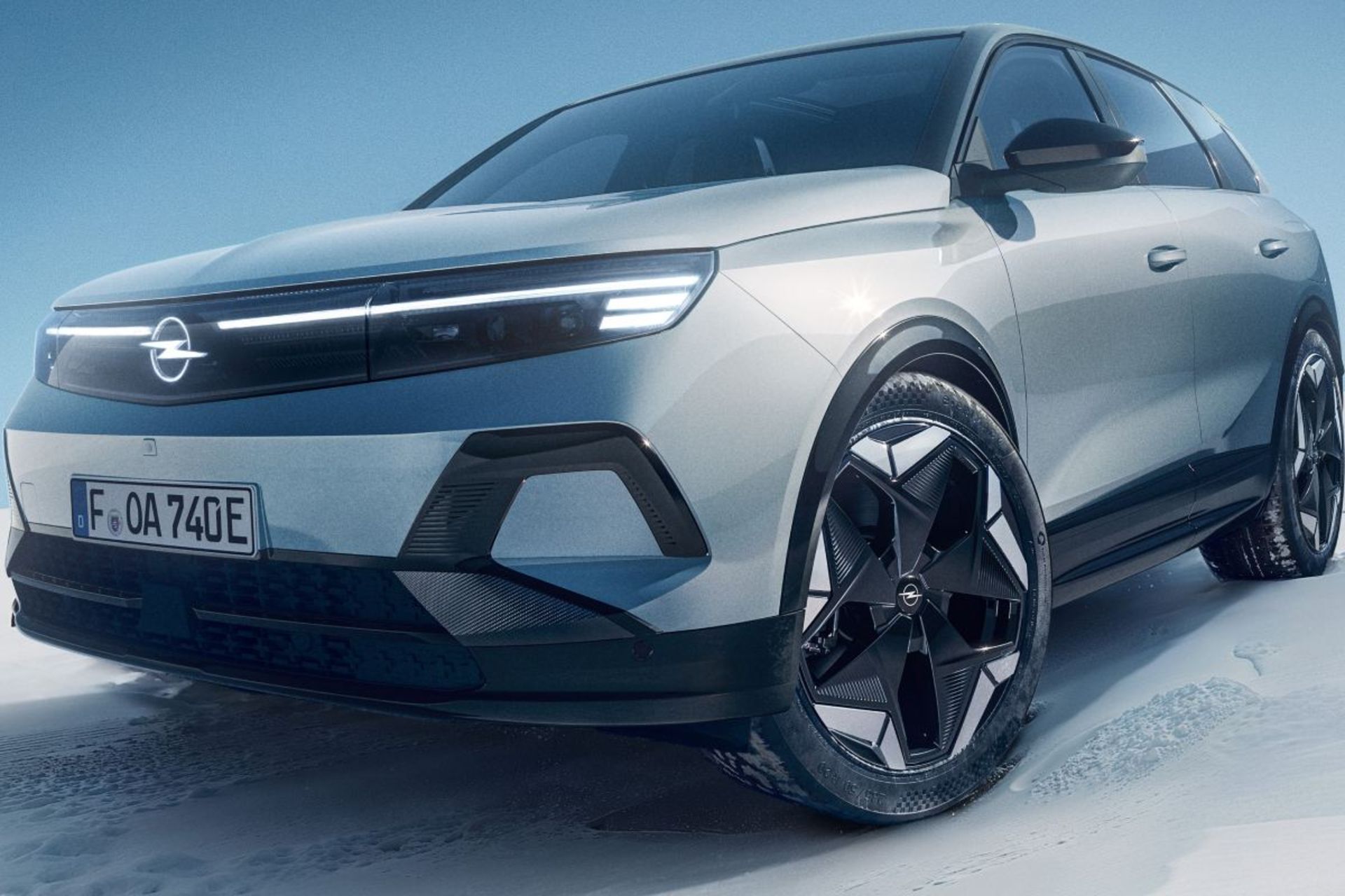 اوپل Grandland Electric AWD