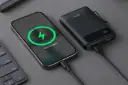 پاور بانک گرین لاین Green Lion Toledo 10000mAh در حال شارژ