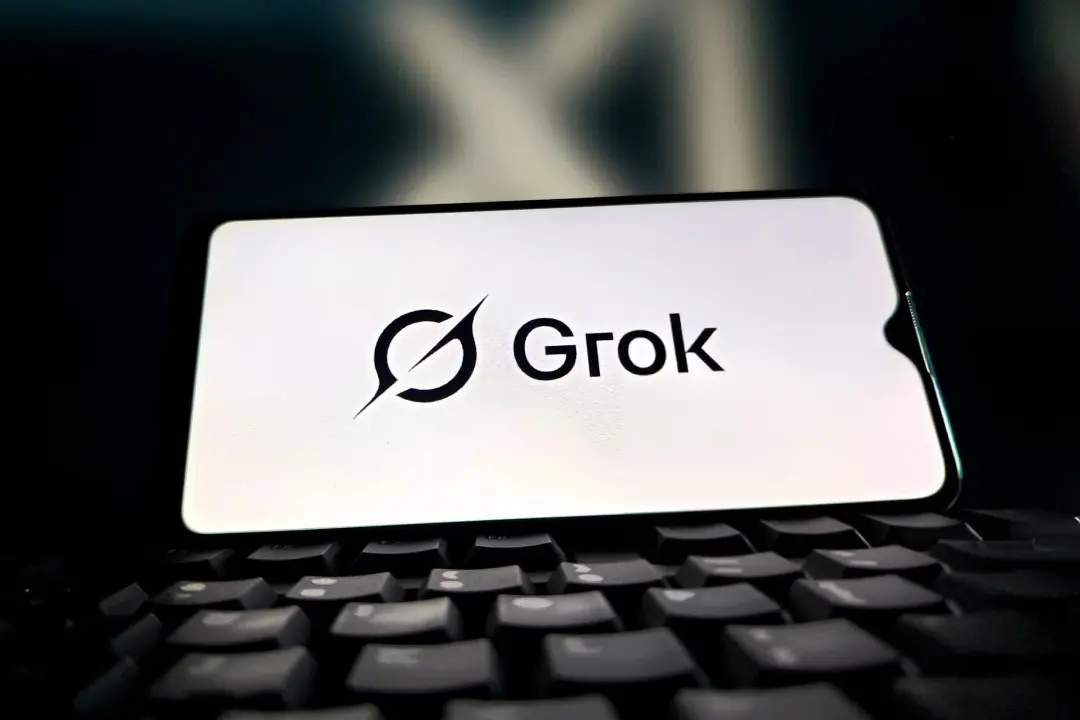 لوگو گراک / Grok / گروک هوش مصنوعی روی گوشی اندروید