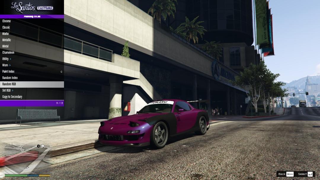 نمای سه‌چهارم جلو یک خودرو در بازی GTA 5