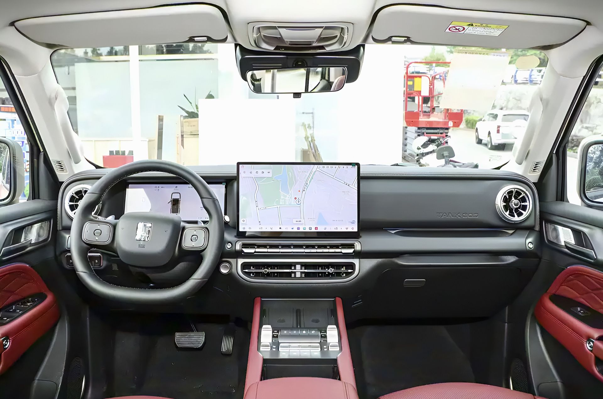 نمای داخل کابین خودرو GWM تانک ۳۰۰