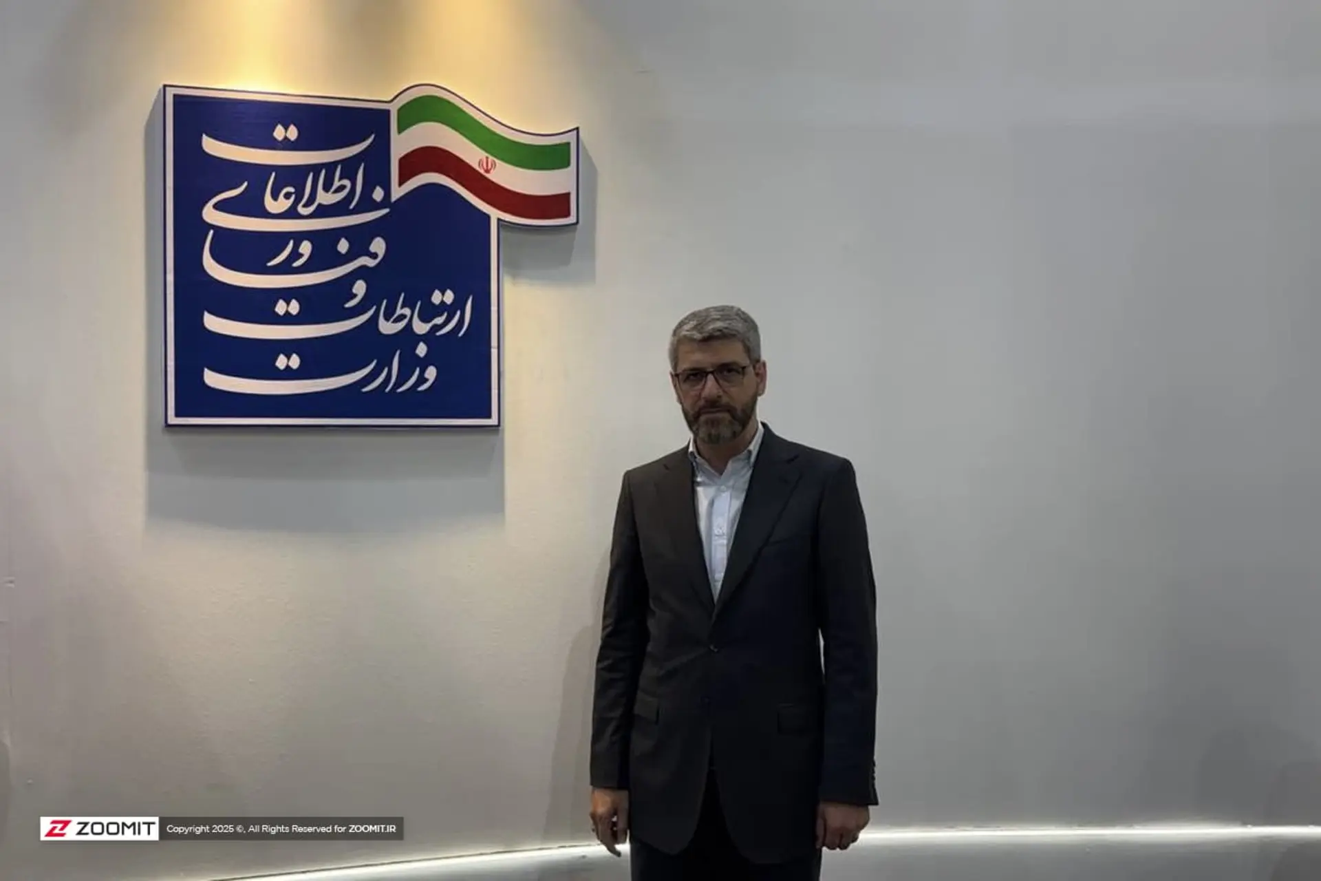 رئیس رگولاتوری: برای رجیستری گوشی‌های دارای eSIM مانعی نداریم