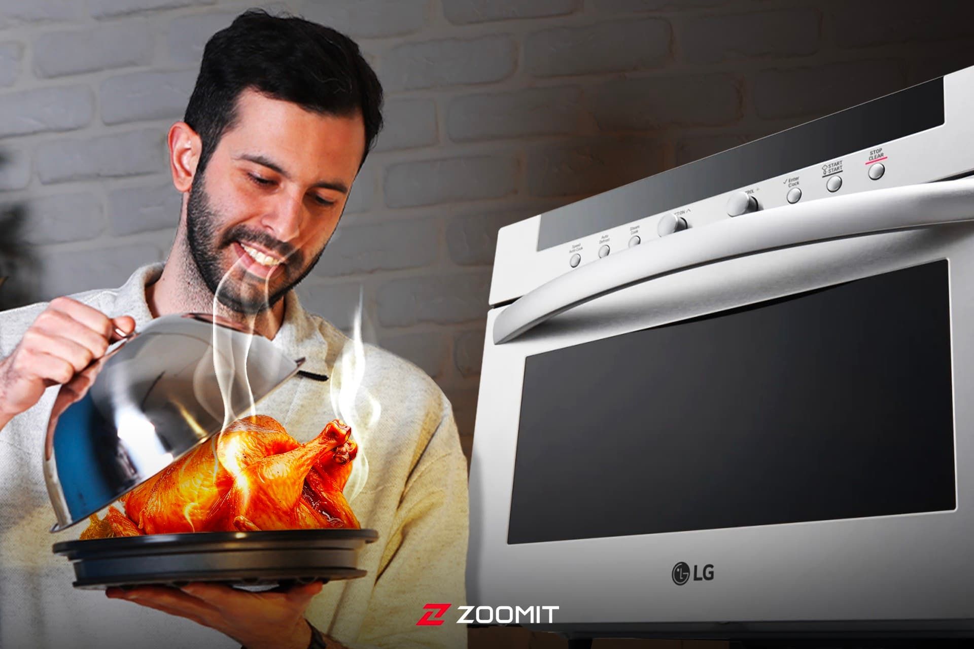 مرد خوشحال در حال سرو مرغ پخته شده در مایکروویو ال جی