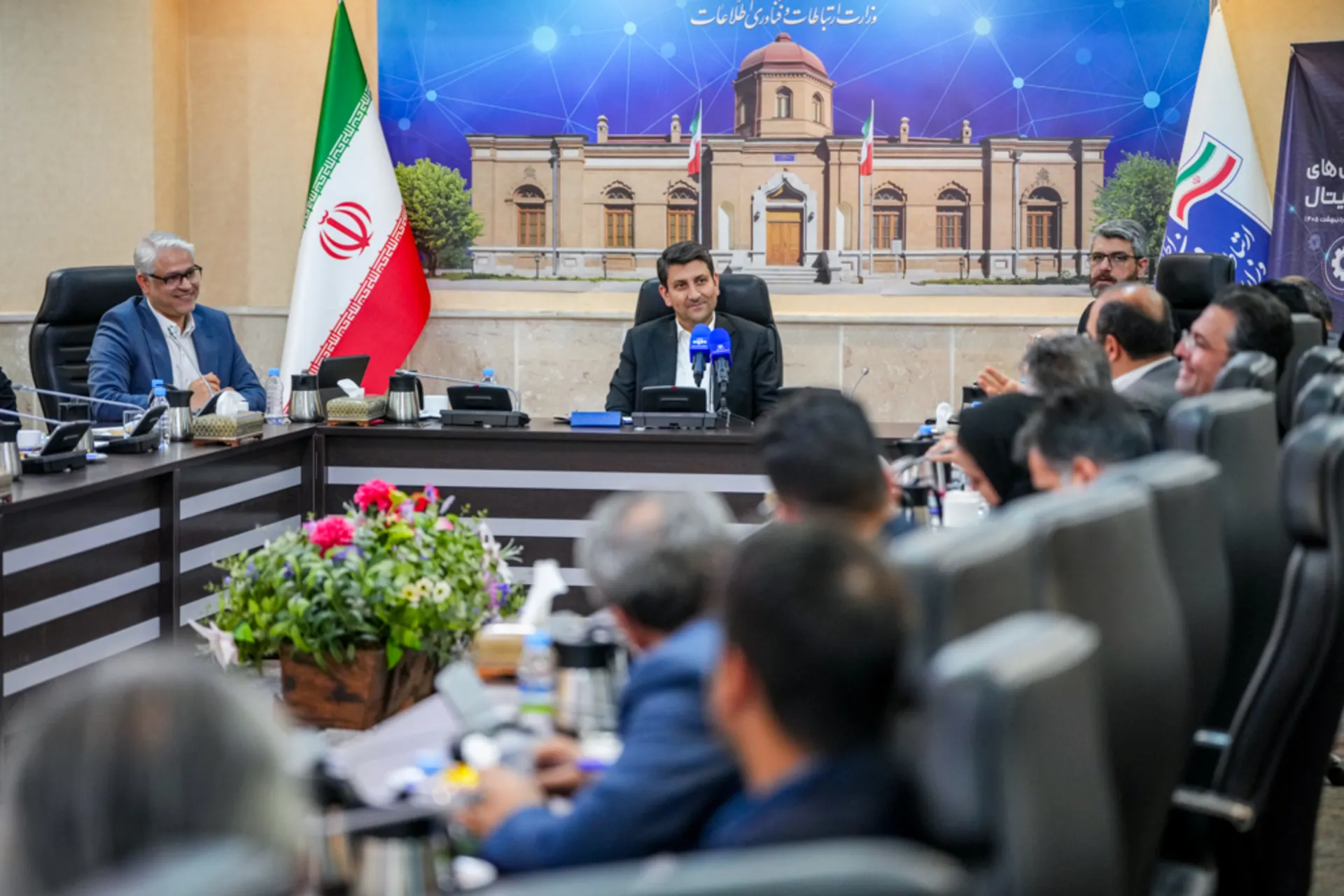 ستار هاشمی