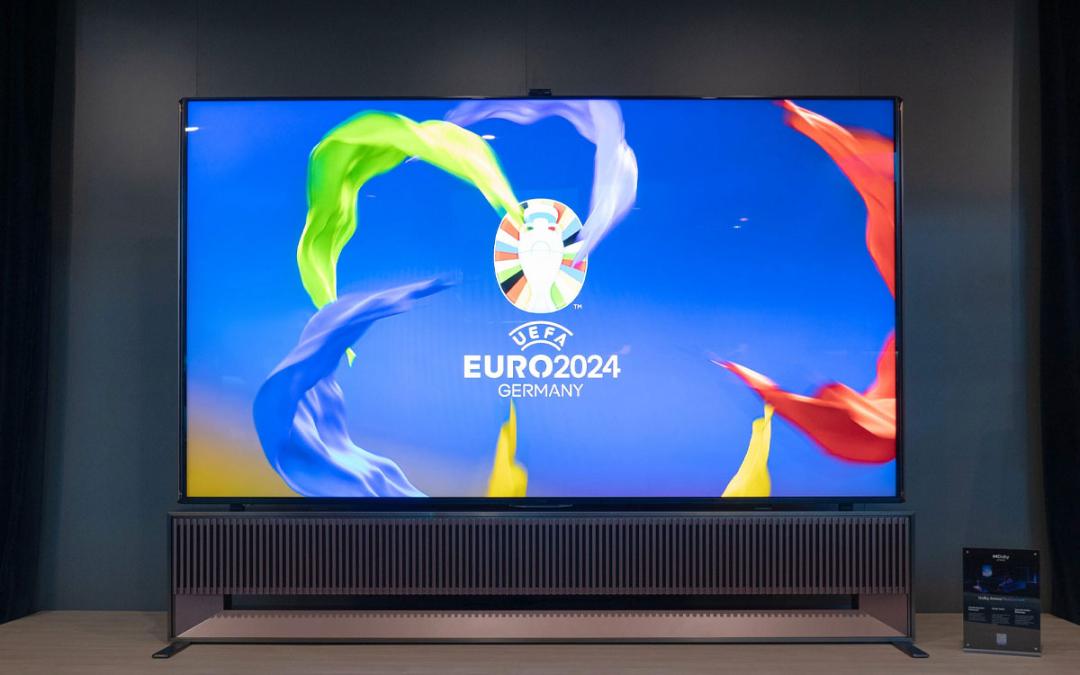تلویزیون 110UX-ULED هایسنس در ces 2024