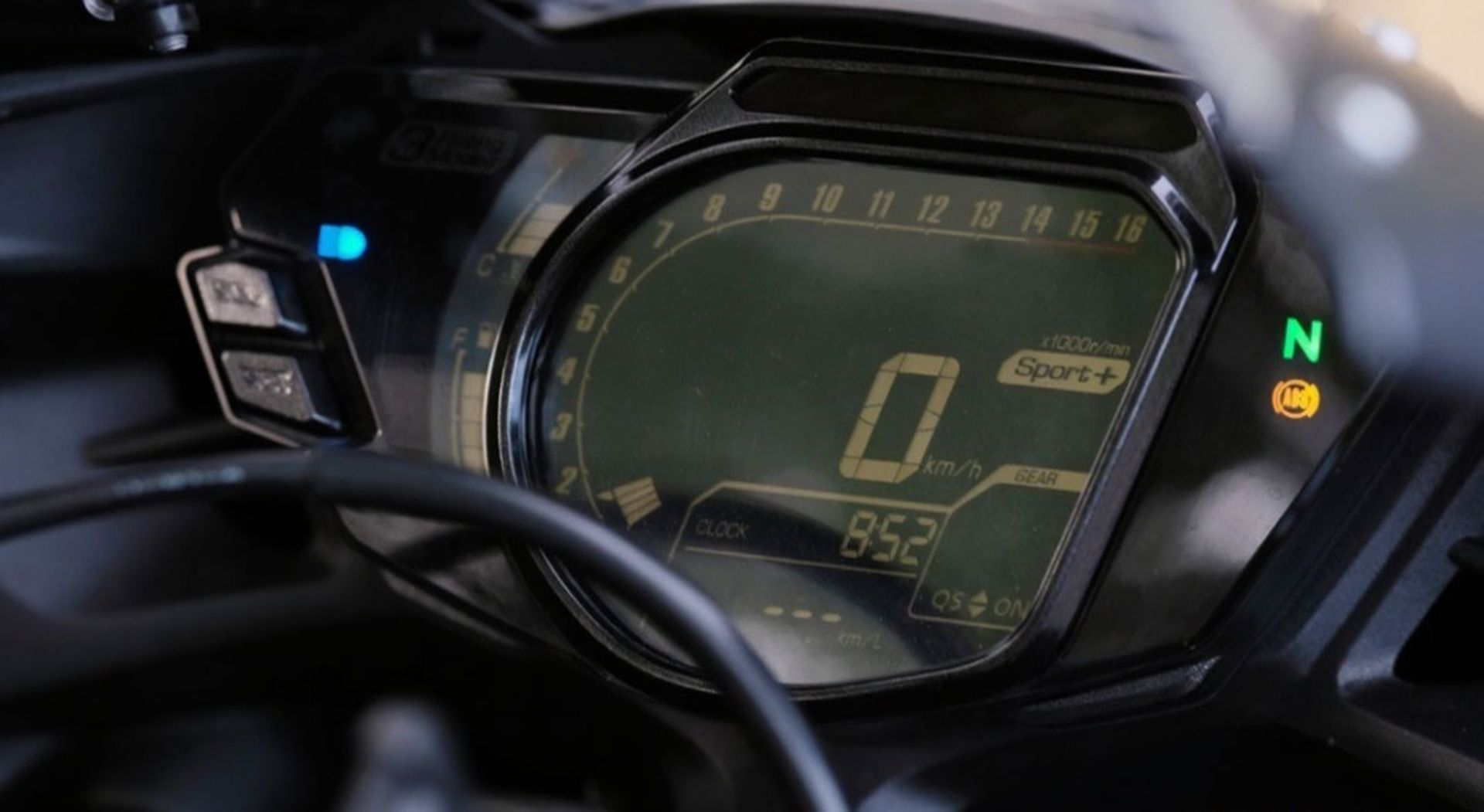 نمایشگر موتورسیکلت هوندا CB 250 RR