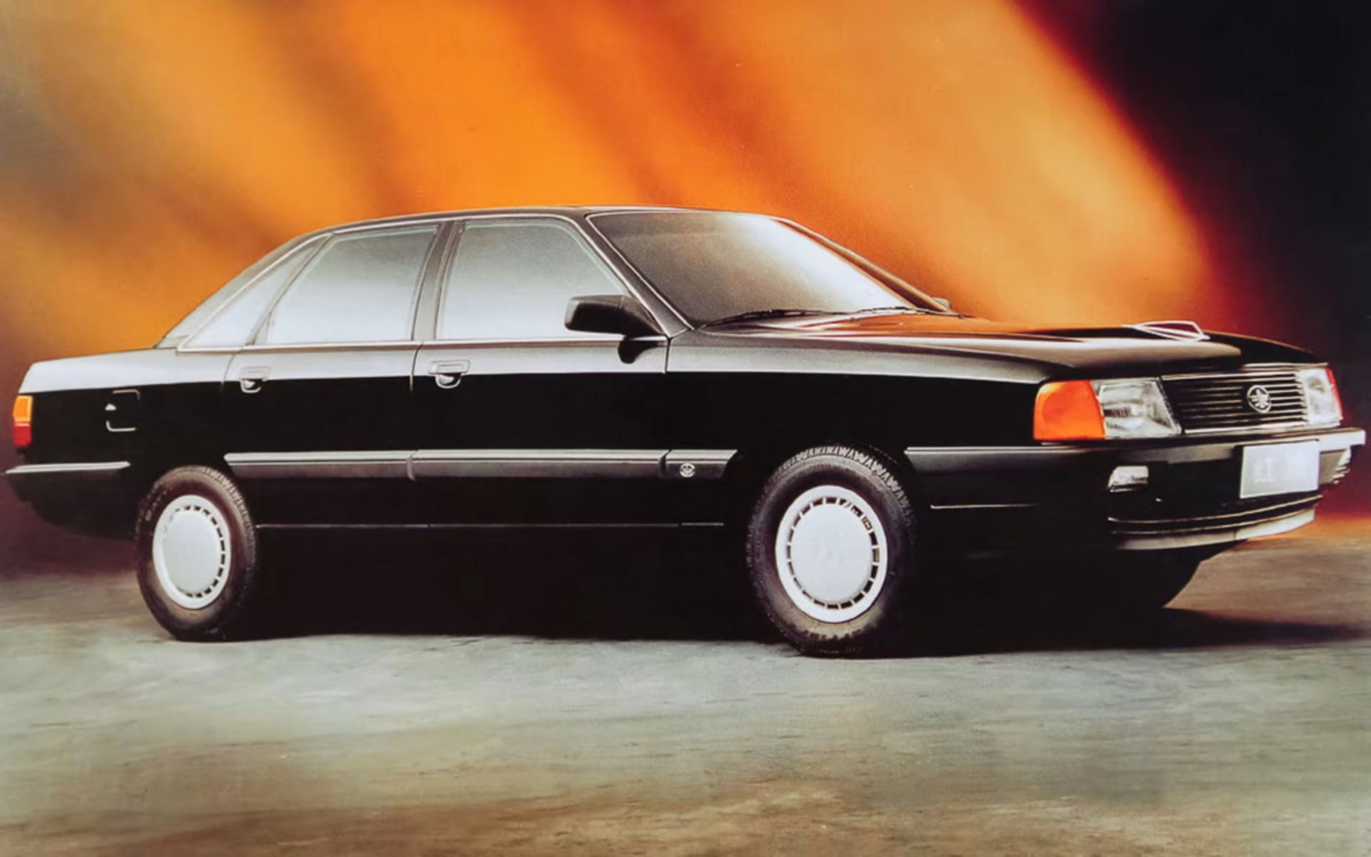 خودرو چینی Hongqi CA7200  مشکی