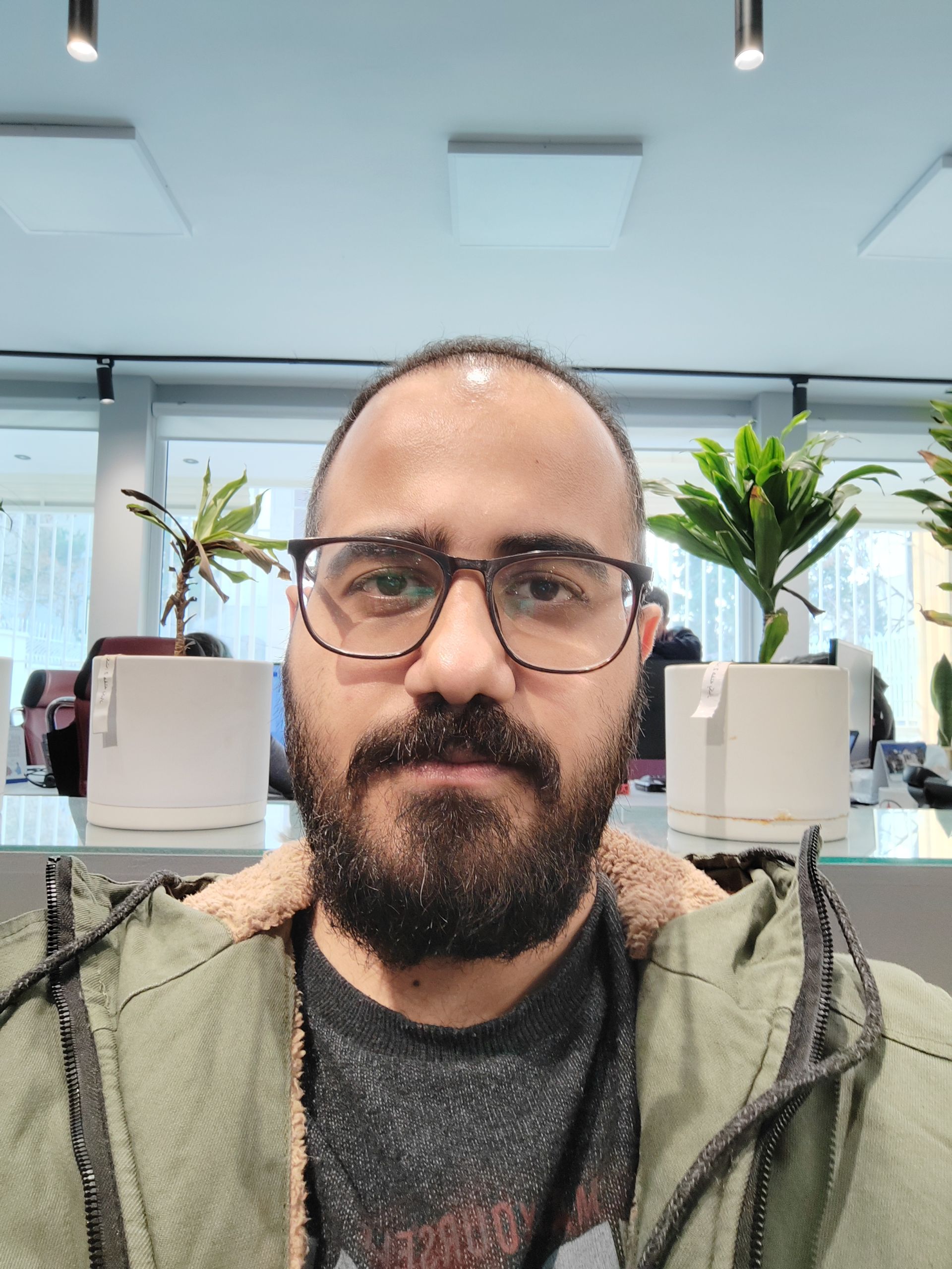 عکس سلفی ثبت شده با آنر ۷۰