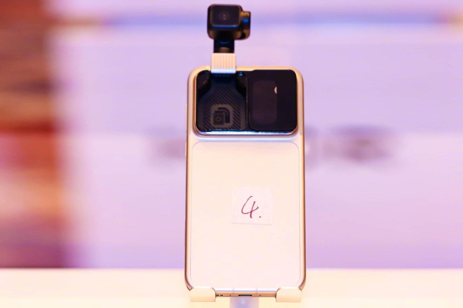 گوشی رباتیک آنر