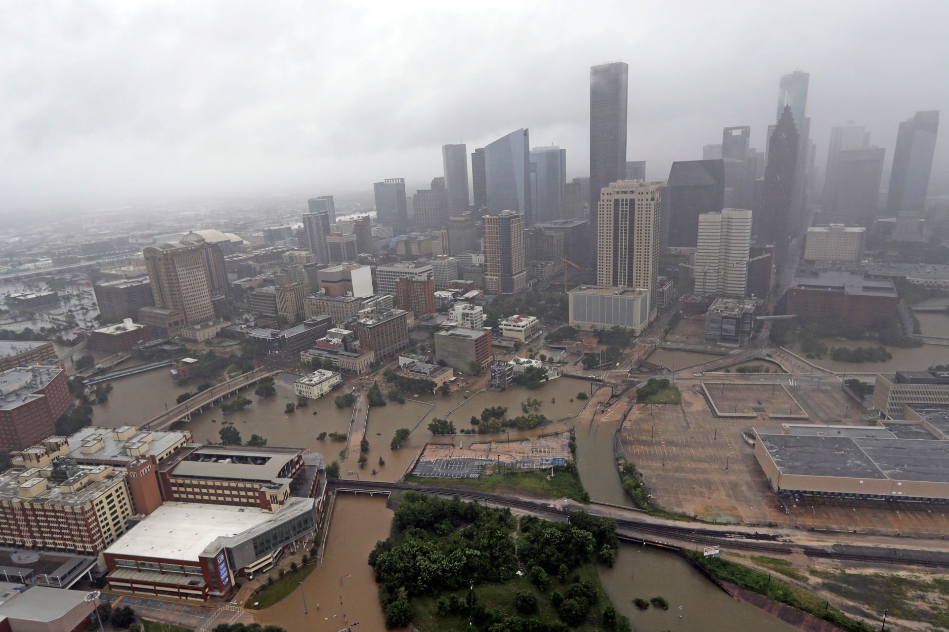 نمای هوایی سیل و باران در هیوستون، تگزاس، ایالات متحده آمریکا.