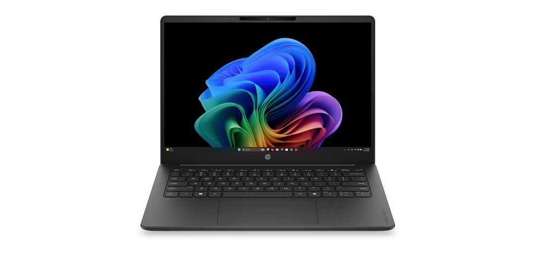 لپ‌تاپ OmniBook 3 اچ‌پی از نمای جلوی