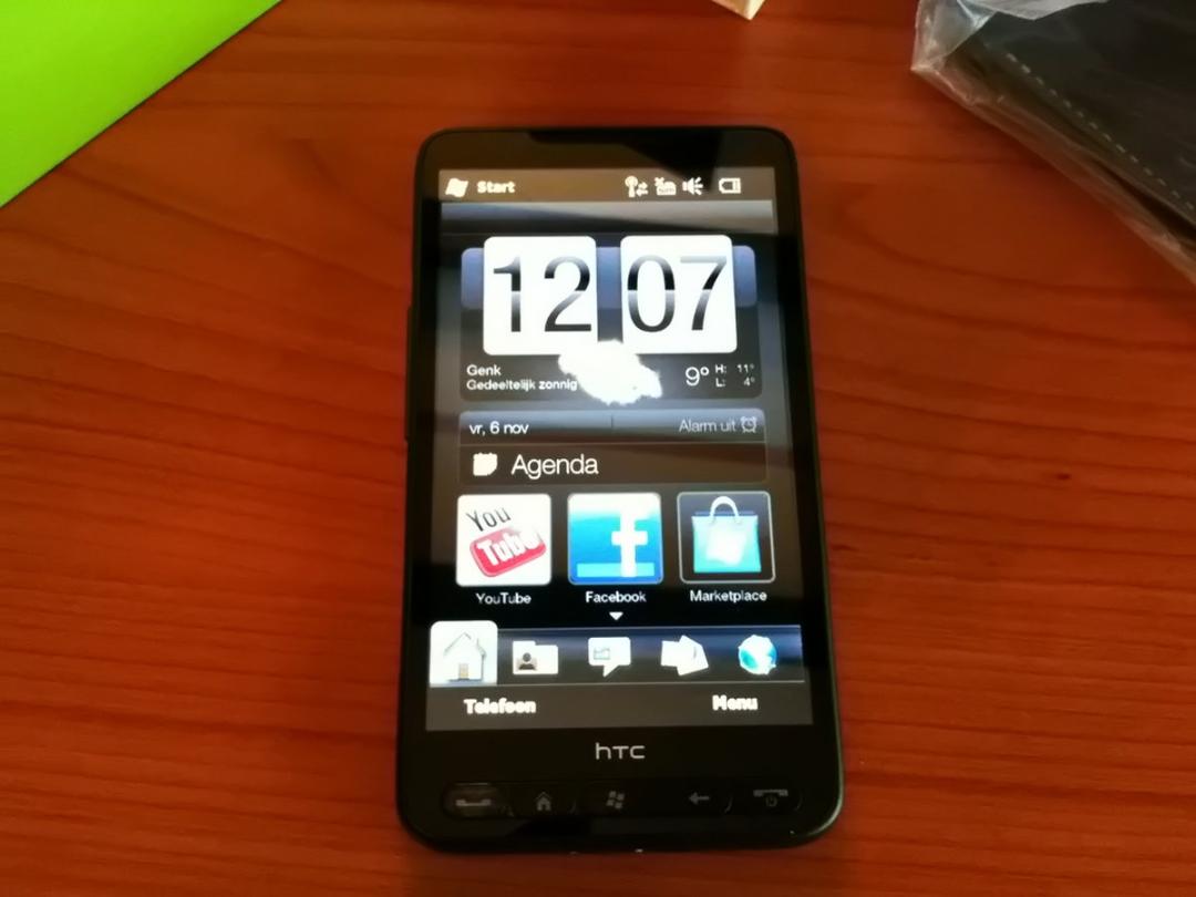 گوشی HTC HD2