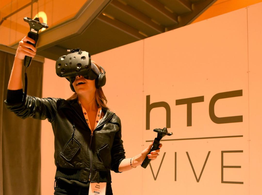 هدست HTC VIVE سال ۲۰۱۶