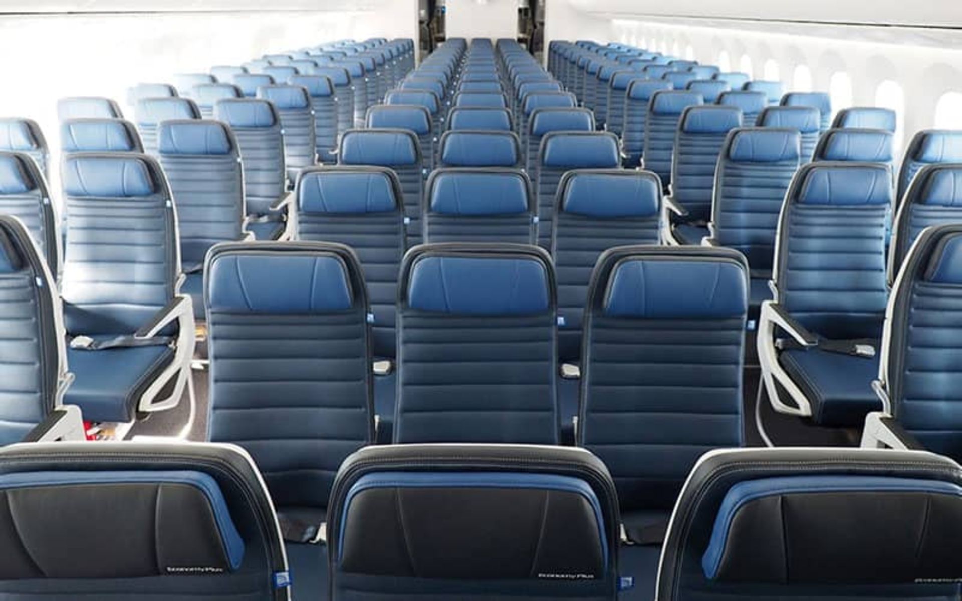 صندلی وسط هواپیما