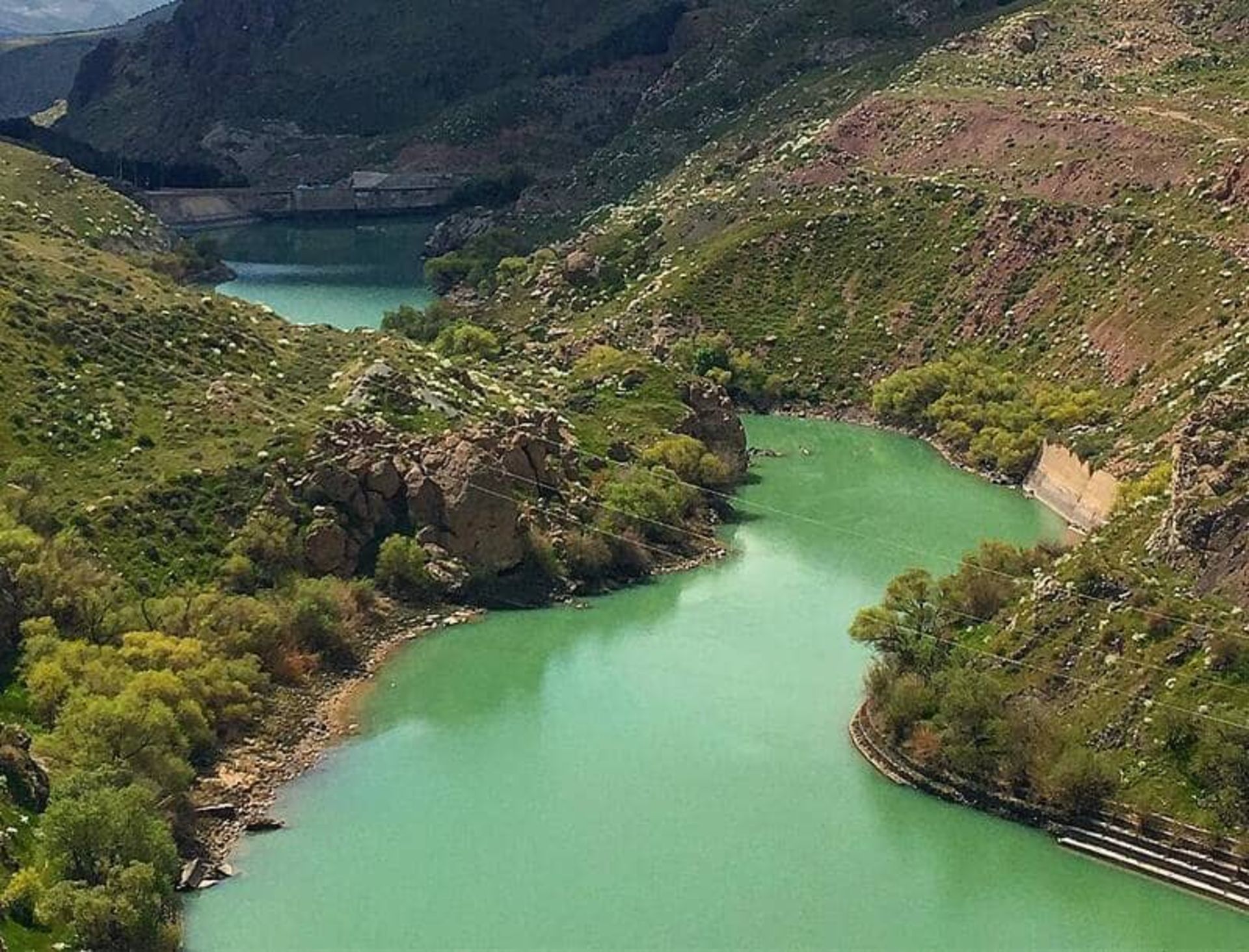 دریاچه و سد لتیان