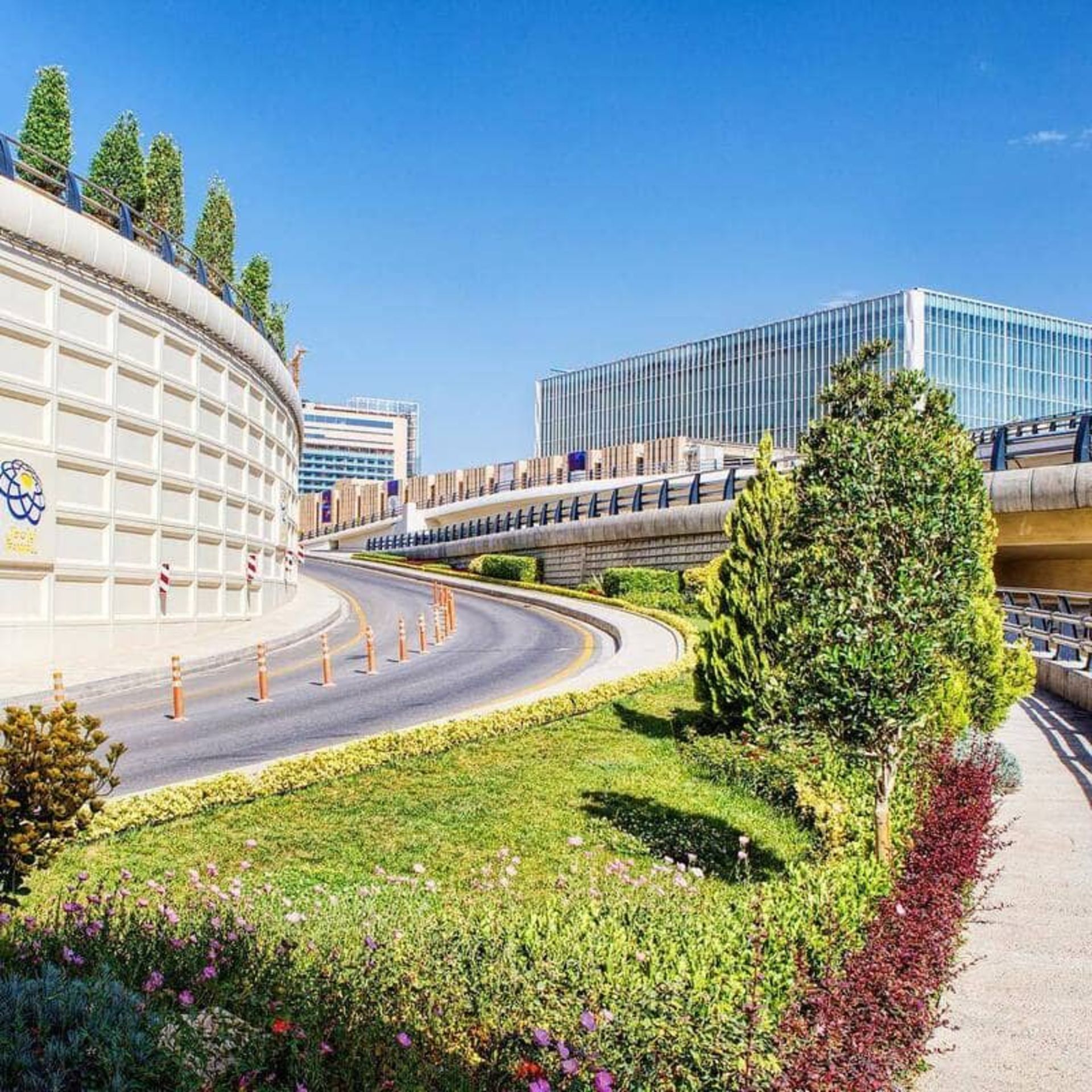 ورودی‌های ایران مال