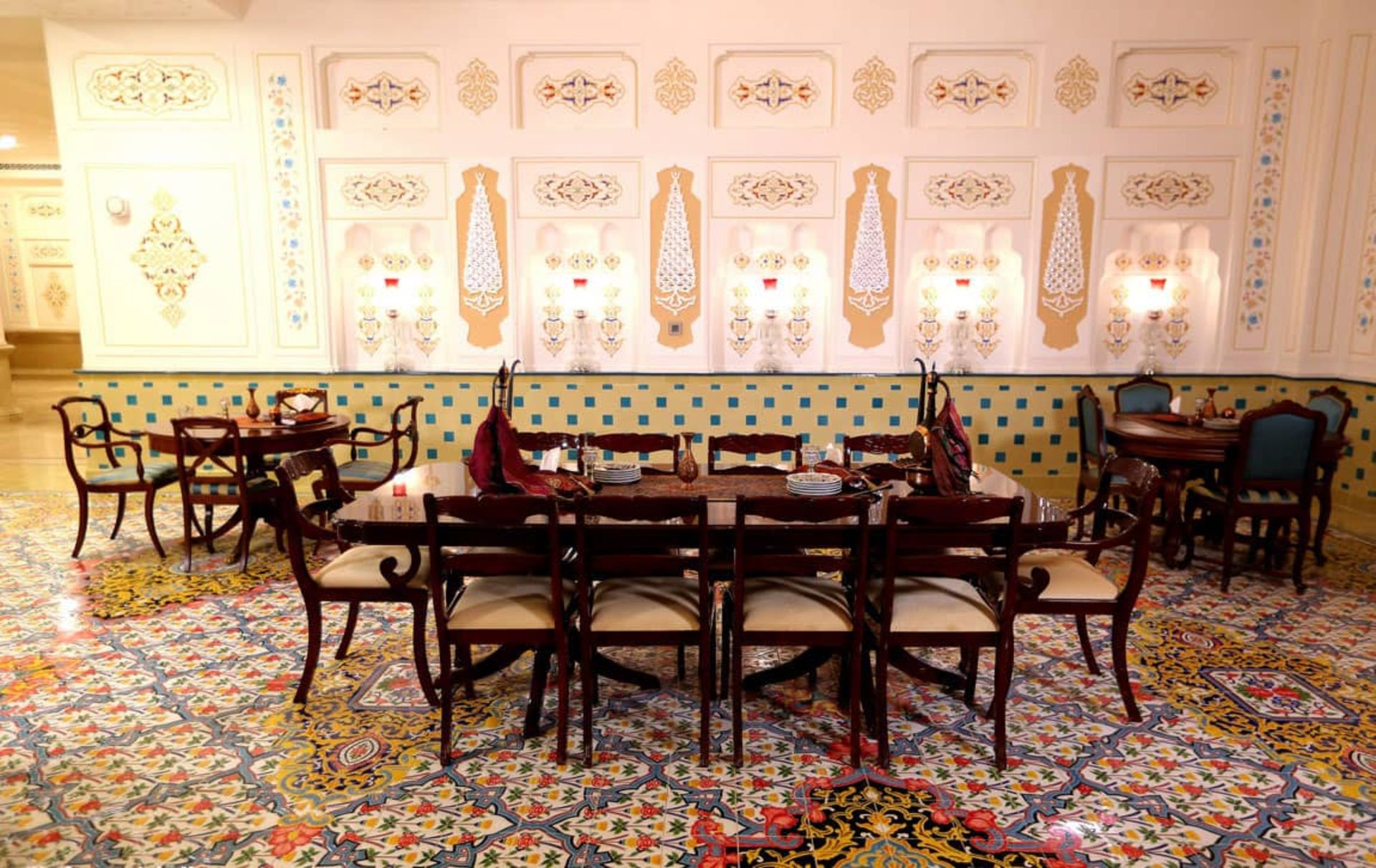 شربت‌خانه ایران مال