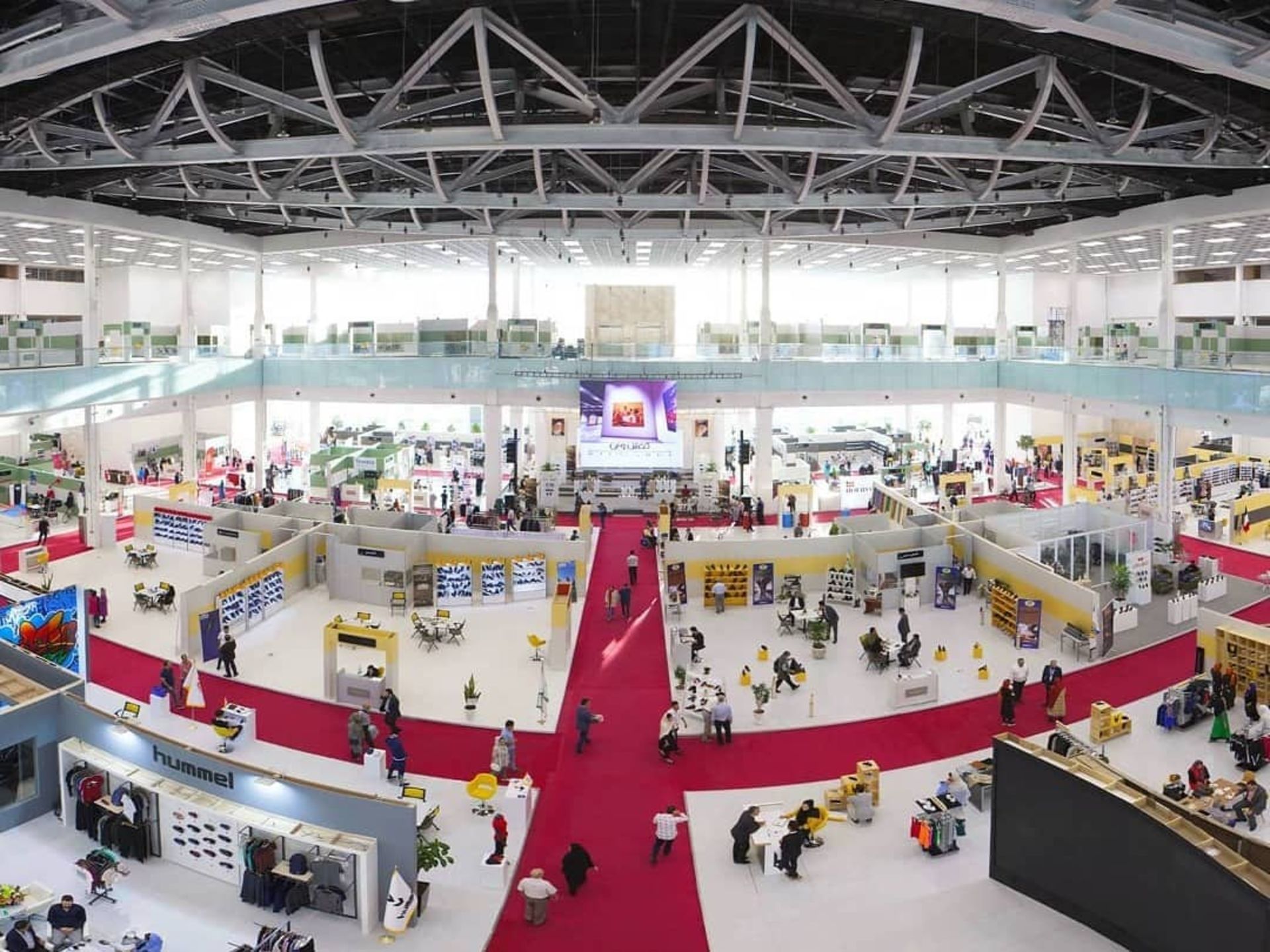 بخش‌های نمایشگاهی ایران مال