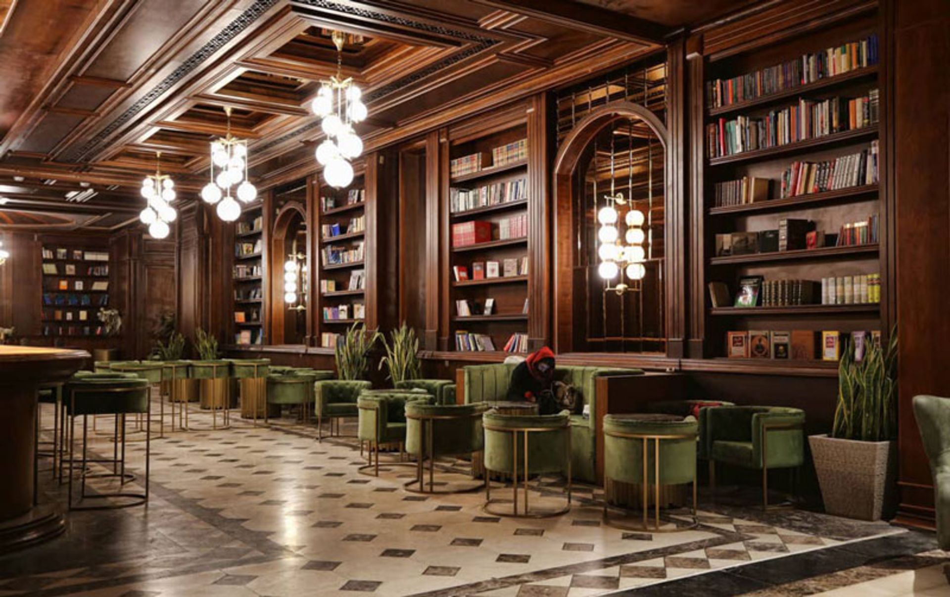 باغ کتاب ایران مال