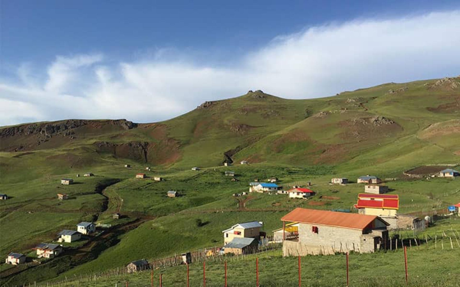 بهترین زمان سفر به ییلاق سوباتان