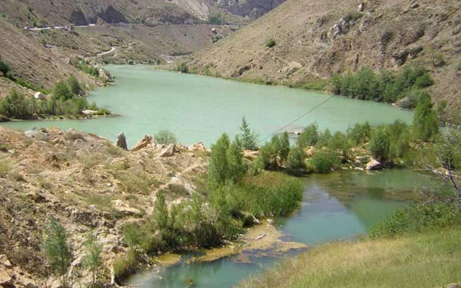چشمه آبگرم لاریجان