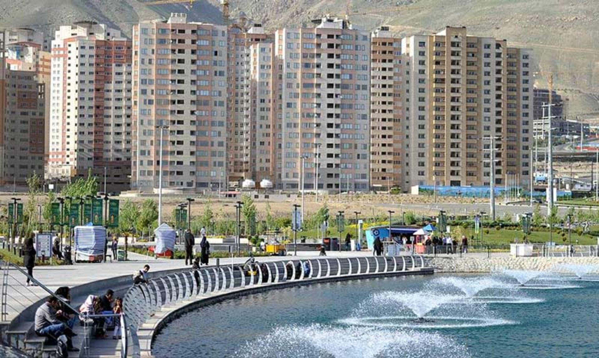 دریاچه شهدای خلیج فارس