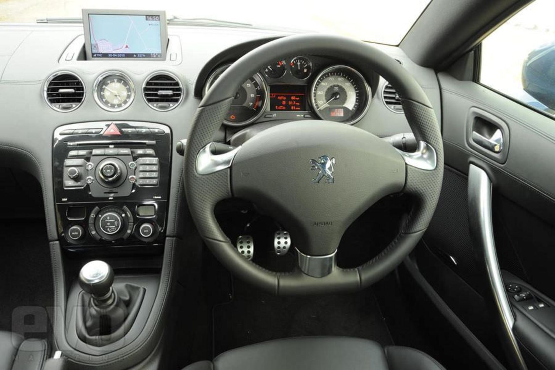 car_photo_369604_25