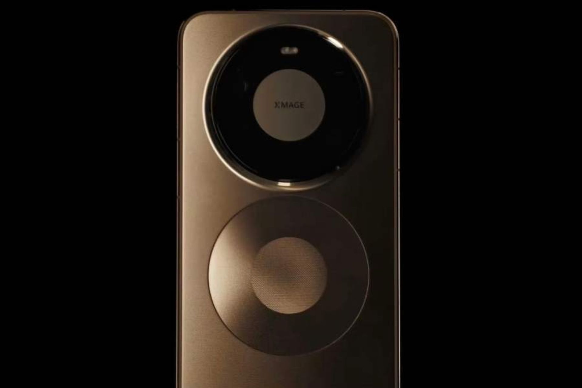 پنل پشت هواوی میت ۸۰ پرو مکس در سایه