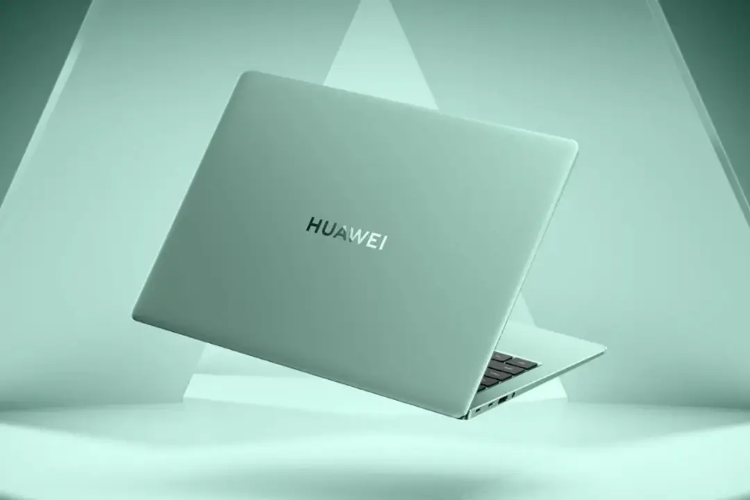 مدل سبز هواوی میت بوک ۱۴ اس MateBook 14s
